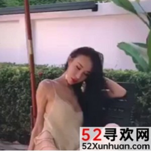 《孟晓艺快手视频合集：颜值担当，大长腿，染缸互动，整容脸写真》
